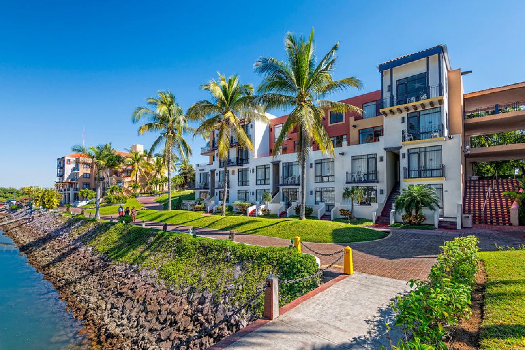 El Cid Marina Beach Hotel