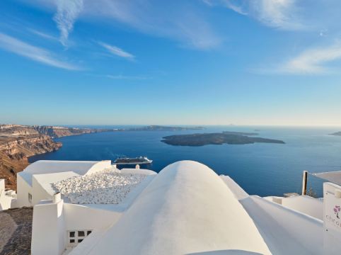 Chromata Santorini Hotel