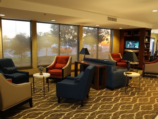 Comfort Suites Speedway Kansas City Wyandotte 6 4 6 8