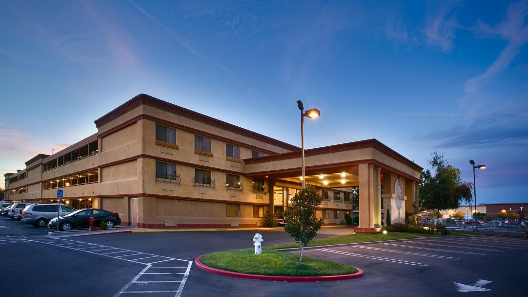 Best Western Plus Orchid Hotel  Suites