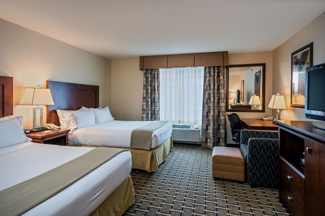 Holiday Inn Express Meadville (I-79 Exit 147A)