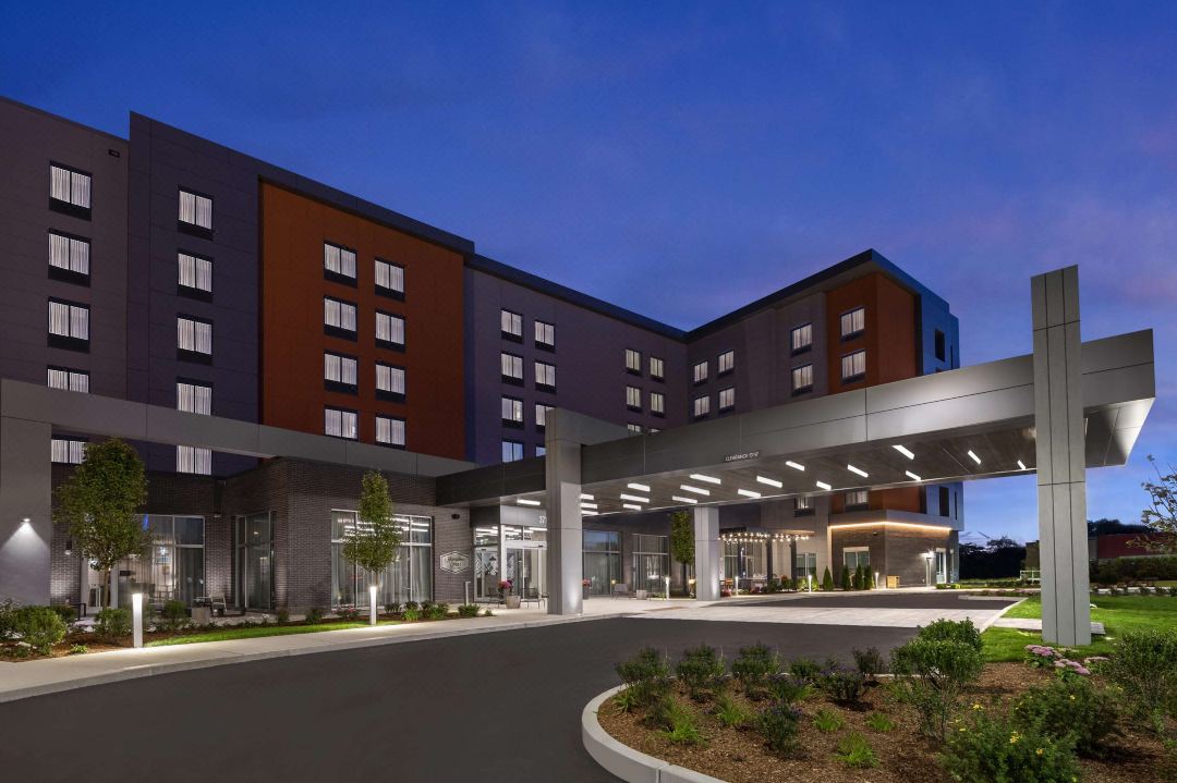 Holiday Inn Express Boston North-Woburn