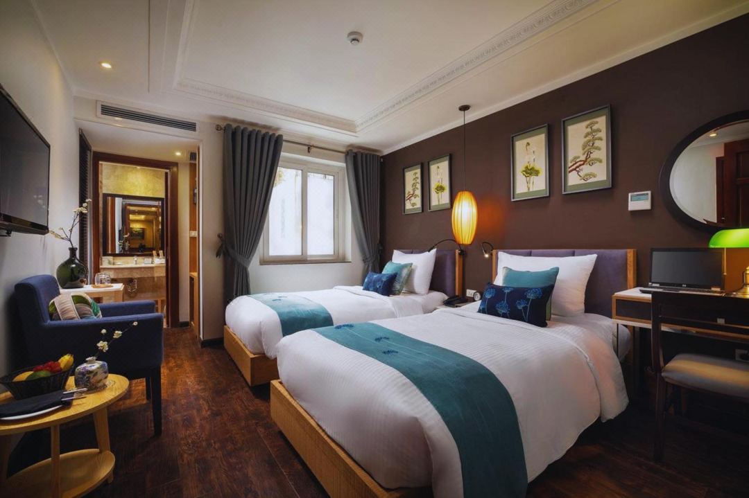 Hotel Emerald Waters Classy