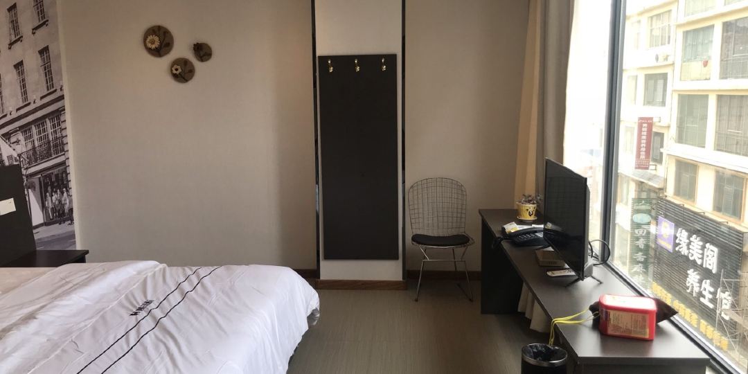 威宁踏踏酒店