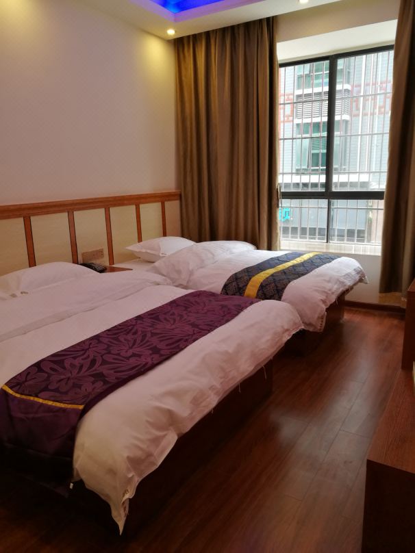 Hechi City Micro Hotel