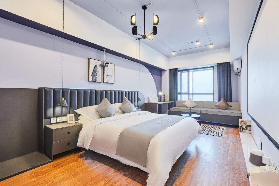 Chaiyin Future Smart Black Technology Hotel (Shaoxing Shangyu Wanda Plaza)