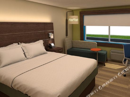 Holiday Inn Express and Suites Tulsa West / Sand Springs - Tap to explore photos
