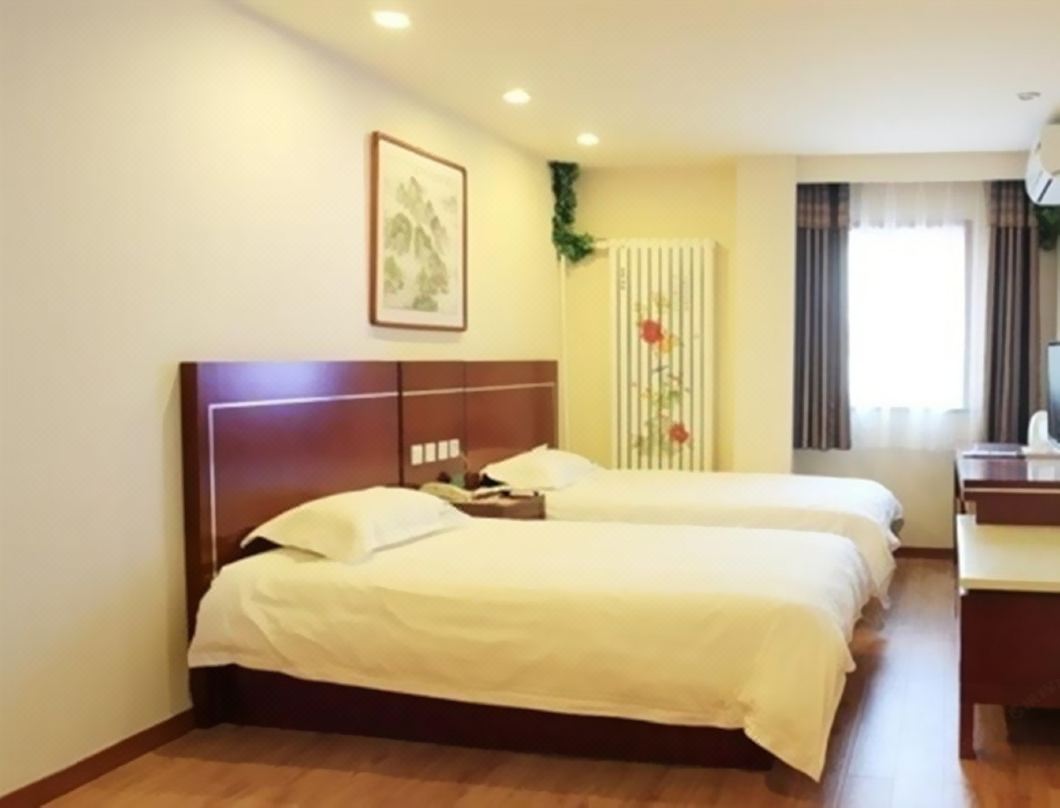 Heze Fengtianyiyue Hotel