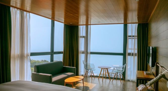 厦门钓·纯海轻奢驿馆