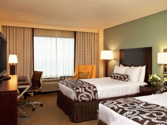 Sonesta Atlanta Airport North - Tap to explore photos