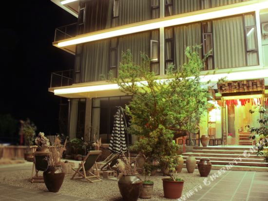 大理雙廊喝茶看云海景客棧