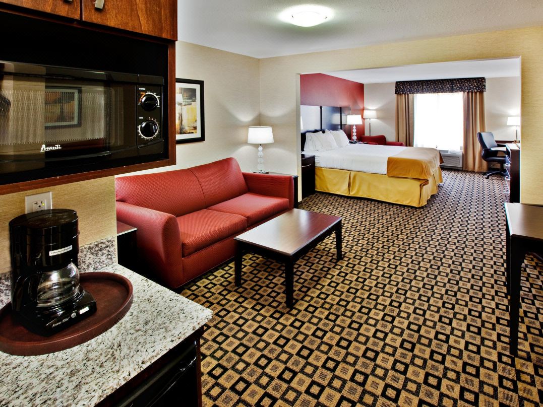 Holiday Inn Express & Suites Crawfordsville