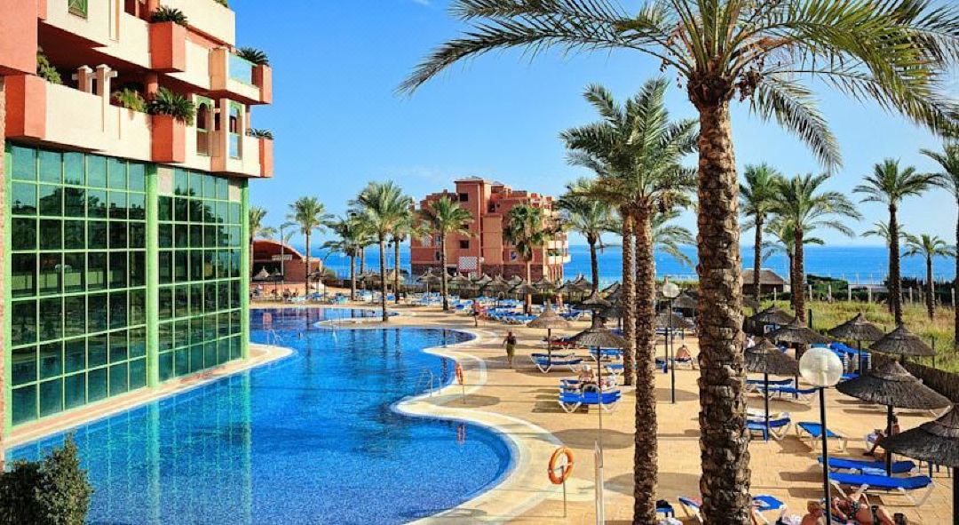 Holiday World Riwo Hotel.