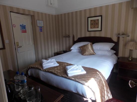 The Mountford Hotel - Free Parking - Tap to explore photos