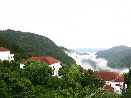 温州大峡谷温泉度村