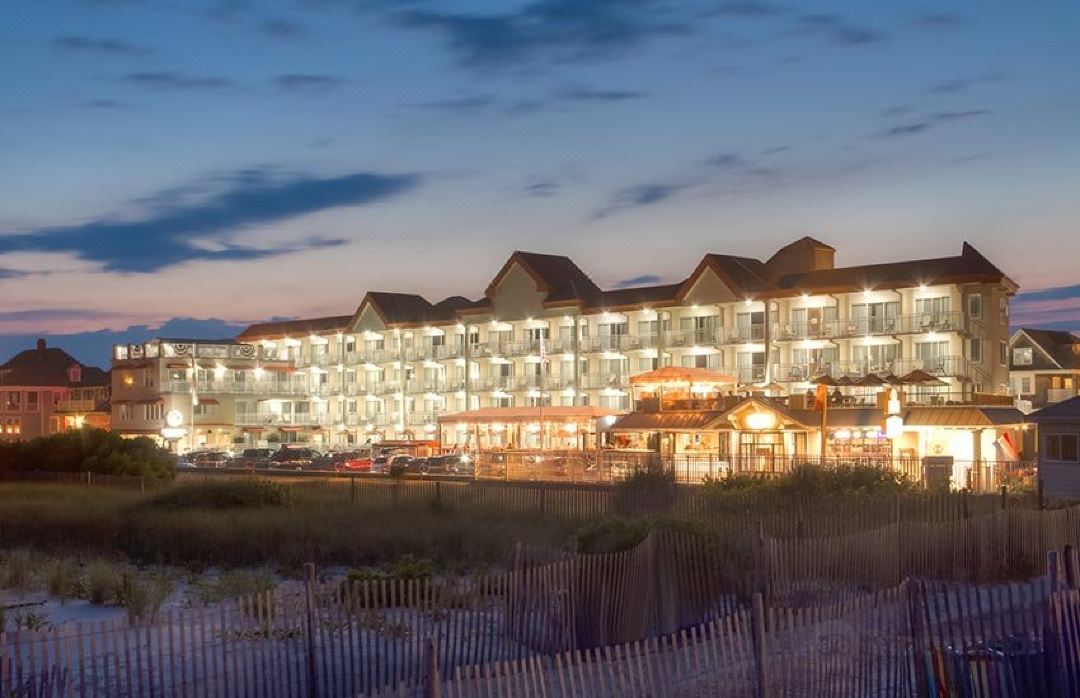 Montreal Beach Resort