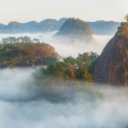 武夷山+天游峰+九曲溪竹筏漂流+武夷宫+大红袍景区2日1晚跟团游 武夷山+天游峰+九曲溪竹筏漂流+武夷宫+大红袍景区2日1晚跟团游