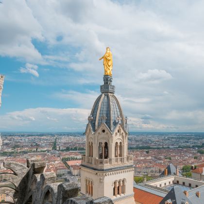 法国里昂+博讷+第戎+贝桑松+科尔马+斯特拉斯堡8日7晚私家团 法国里昂+博讷+第戎+贝桑松+科尔马+斯特拉斯堡8日7晚私家团