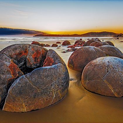 基督城+皇后镇+奥玛鲁+达尼丁+蒂阿瑙+奥玛鲁蓝企鹅保护中心+摩拉基大圆石+米尔福德峡湾9日8晚私家团 基督城+皇后镇+奥玛鲁+达尼丁+蒂阿瑙+奥玛鲁蓝企鹅保护中心+摩拉基大圆石+米尔福德峡湾9日8晚私家团