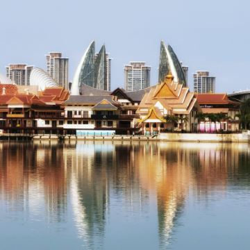 海口+文昌+万宁+陵水+三亚+儋州5日4晚跟团游 海口+文昌+万宁+陵水+三亚+儋州5日4晚跟团游