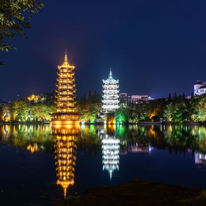 桂林+漓江风景名胜区+阳朔+柳州5日4晚私家团