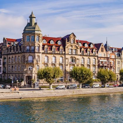 德国+捷克+奥地利+瑞士+纽伦堡城堡+布拉格城堡+国王湖+新天鹅堡+铁力士山10日7晚跟团游 德国+捷克+奥地利+瑞士+纽伦堡城堡+布拉格城堡+国王湖+新天鹅堡+铁力士山10日7晚跟团游