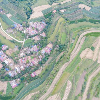 【小白龙宝藏线路】平凉云崖寺石窟+庄浪梯田一日游 【小白龙宝藏线路】平凉云崖寺石窟+庄浪梯田一日游