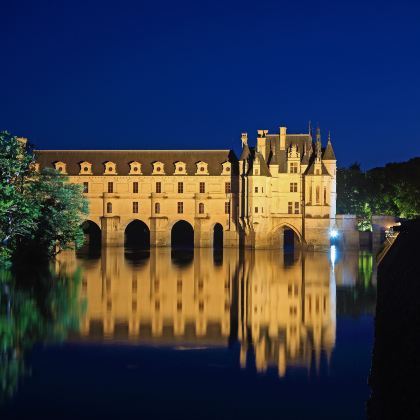 法国巴黎+图尔8日6晚拼小团 法国巴黎+图尔8日6晚拼小团