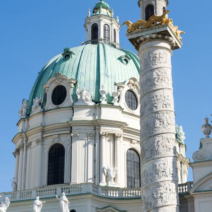 匈牙利布达佩斯+奥地利维也纳+捷克克鲁姆洛夫8日7晚私家团 匈牙利布达佩斯+奥地利维也纳+捷克克鲁姆洛夫8日7晚私家团