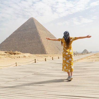 埃及开罗省+吉萨金字塔群+狮身人面像+左塞尔金字塔+孟菲斯博物馆一日游