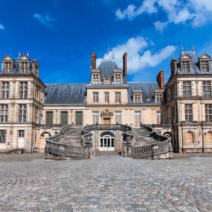 法国10日8晚私家团 法国10日8晚私家团