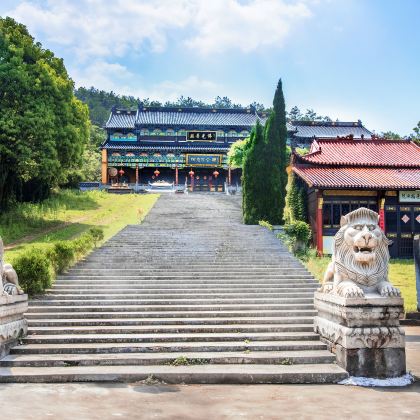 义乌+秦王宫景区+梦幻谷景区+义乌海洋世界+异国风情街+齐庐山风景区4日3晚私家团 义乌+秦王宫景区+梦幻谷景区+义乌海洋世界+异国风情街+齐庐山风景区4日3晚私家团