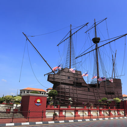 马来西亚圣地亚哥城堡+圣地亚哥城堡+海事博物馆+荷兰红屋+马六甲河游船一日游
