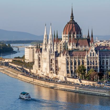 匈牙利布达佩斯+奥地利维也纳+捷克克鲁姆洛夫9日7晚私家团 匈牙利布达佩斯+奥地利维也纳+捷克克鲁姆洛夫9日7晚私家团