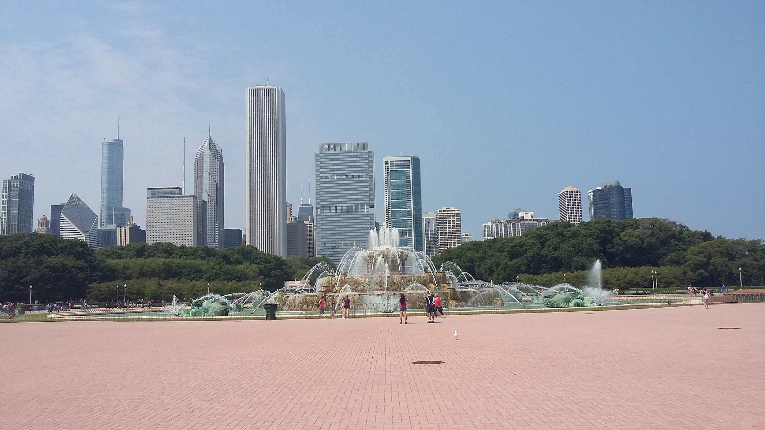 【中文包车】千禧公园+白金汉喷泉+观光游船+艺术博物馆一日游 【中文包车】千禧公园+白金汉喷泉+观光游船+艺术博物馆一日游