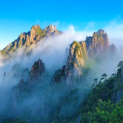 江西南昌+龙虎山+庐山+三清山+鄱阳湖+景德镇+婺源+井冈山9日8晚跟团游 江西南昌+龙虎山+庐山+三清山+鄱阳湖+景德镇+婺源+井冈山9日8晚跟团游