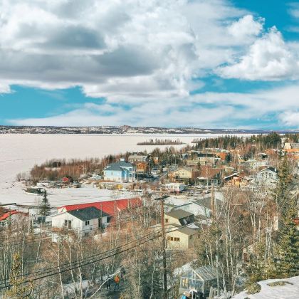 加拿大耶洛奈夫6日5晚跟团游 加拿大耶洛奈夫6日5晚跟团游