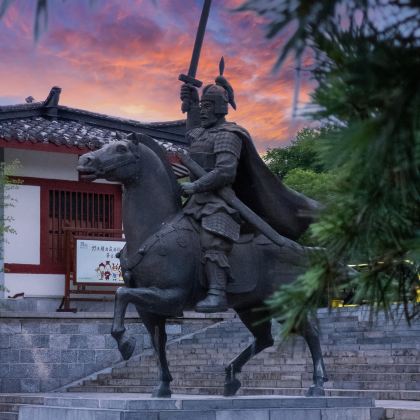 徐州+淮海战役纪念馆+徐州云龙湖风景区+台儿庄古城5日4晚私家团 徐州+淮海战役纪念馆+徐州云龙湖风景区+台儿庄古城5日4晚私家团