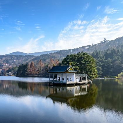 江西南昌+龙虎山+庐山+井冈山7日6晚跟团游 江西南昌+龙虎山+庐山+井冈山7日6晚跟团游