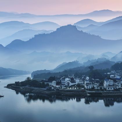 黄山风景区+宏村景区+徽州古城+新安江山水画廊+呈坎+西溪南古村落7日6晚私家团 黄山风景区+宏村景区+徽州古城+新安江山水画廊+呈坎+西溪南古村落7日6晚私家团