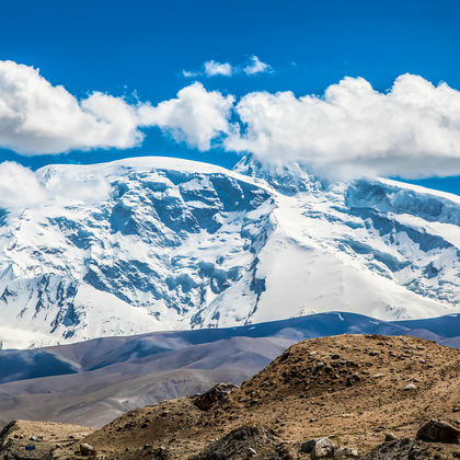 新疆喀什地区+慕士塔格峰-喀拉库勒湖景区+慕士塔格峰+帕米尔高原一日游
