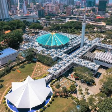 新加坡+吉隆坡+兰卡威+曼谷+清迈16日15晚拼小团 新加坡+吉隆坡+兰卡威+曼谷+清迈16日15晚拼小团