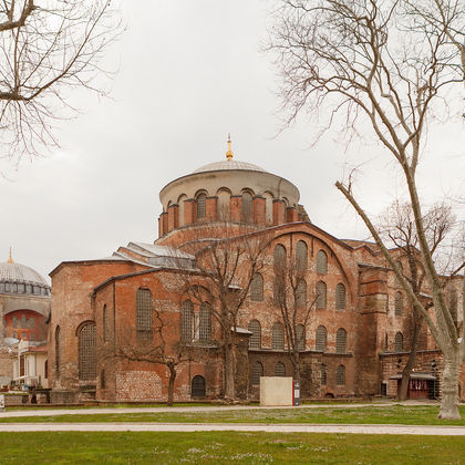 土耳其托普卡帕宫+蓝色清真寺+大巴扎+伊斯坦布尔旧城区+圣索菲亚大教堂一日游