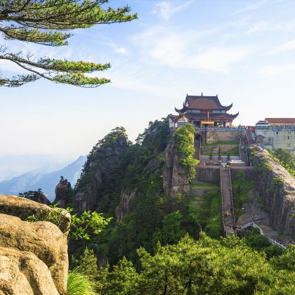 黄山+九华山风景区+宏村景区+西递+婺源篁岭景区7日6晚私家团 黄山+九华山风景区+宏村景区+西递+婺源篁岭景区7日6晚私家团