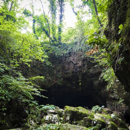 南宁+德天跨国瀑布景区+通灵大峡谷+北海+涠洲岛6日5晚私家团 南宁+德天跨国瀑布景区+通灵大峡谷+北海+涠洲岛6日5晚私家团