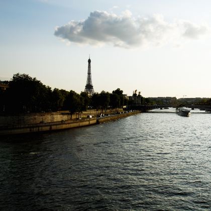 法国9日7晚私家团 法国9日7晚私家团