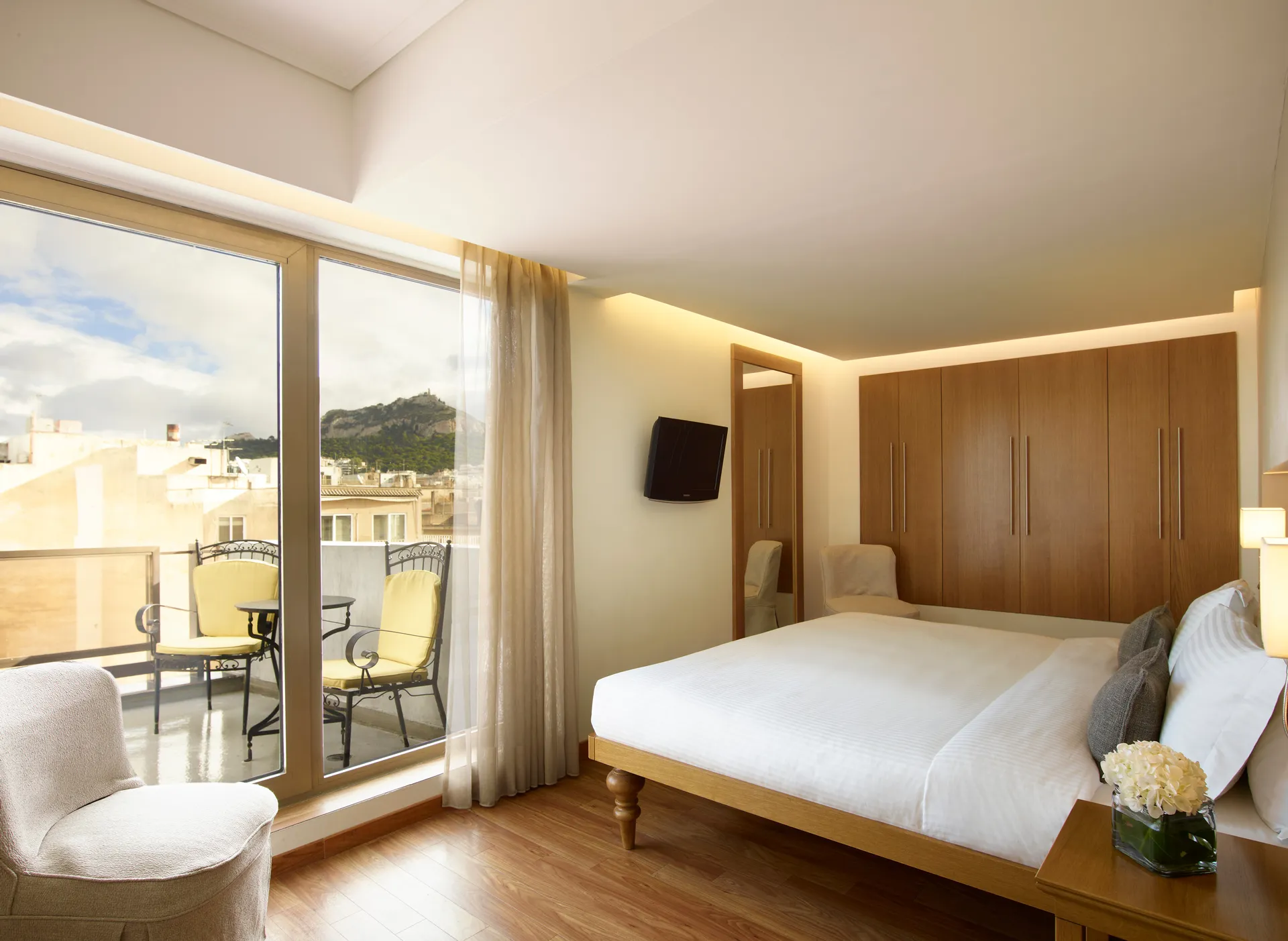 Titania Hotel - Valutazioni di hotel 4 stelle a Atene