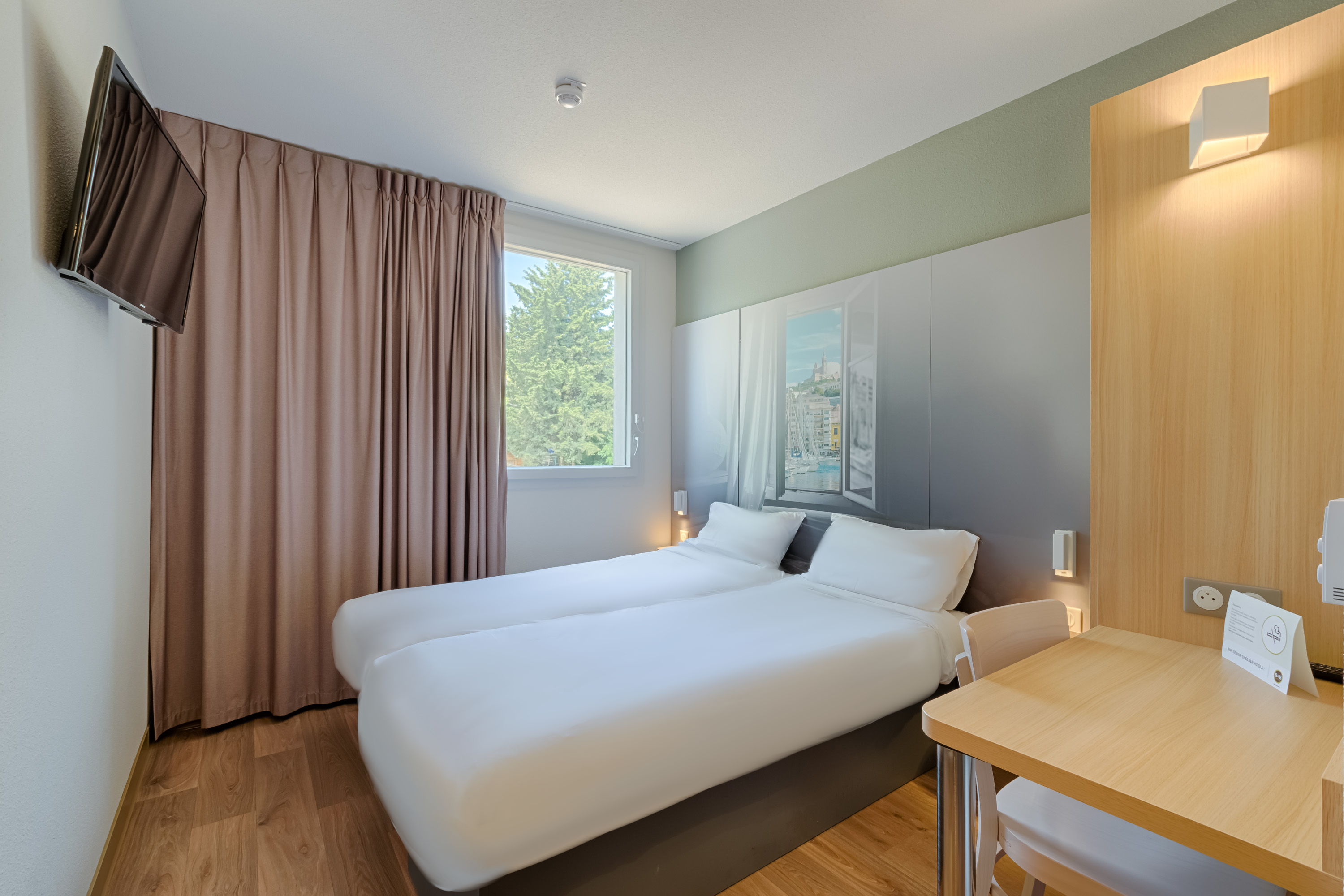 B&B Hotel Orleans Saint-Jean de Braye-Saint-Jean-de-Braye Updated 2023 Room  Price-Reviews & Deals | Trip.com