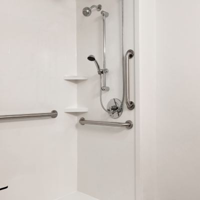 Mobility Accessible Queen Room with Roll In Shower