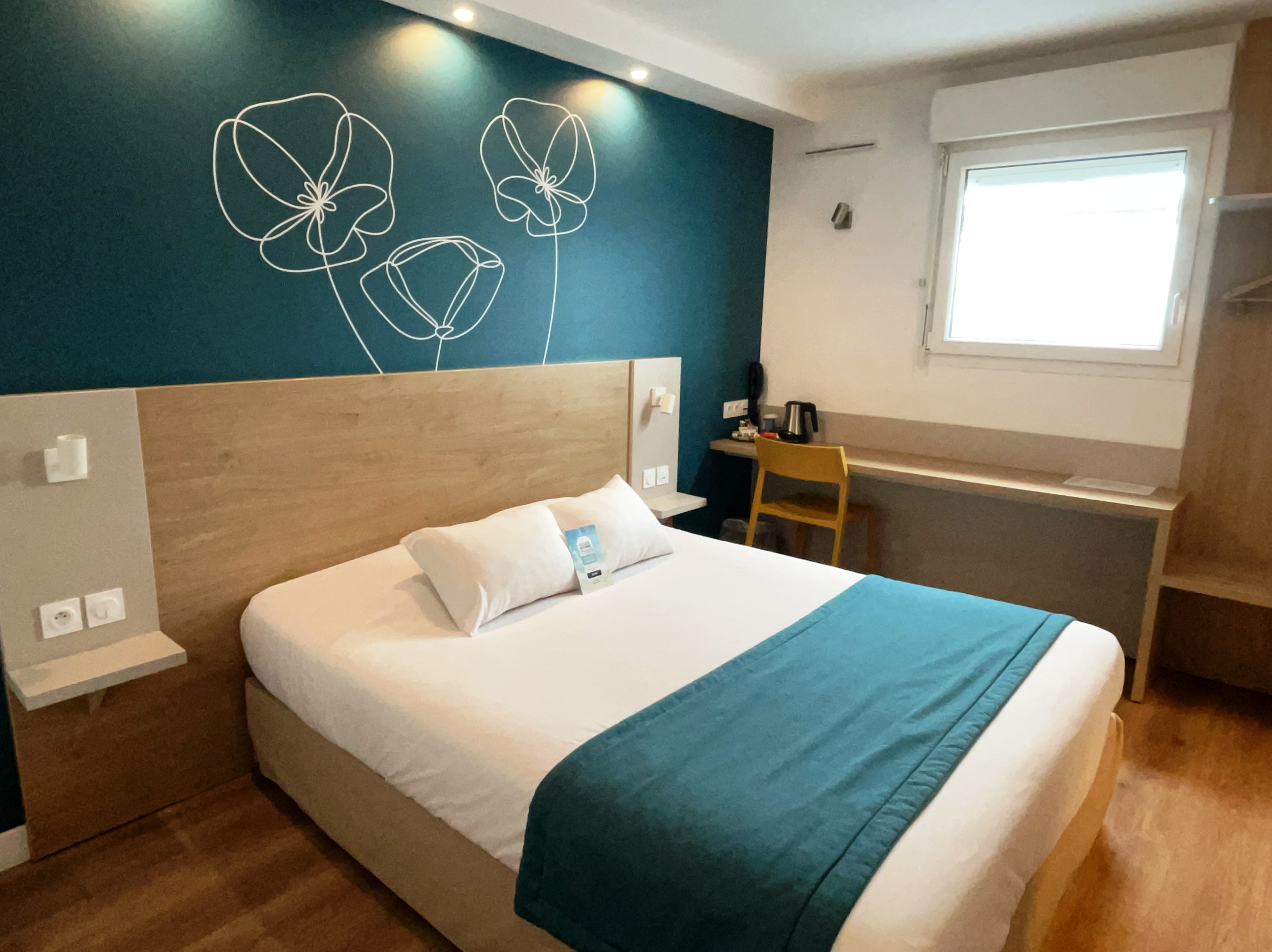 Kyriad Montpellier Saint Jean de Vedas-Saint-Jean-de-Vedas Updated 2023  Room Price-Reviews & Deals | Trip.com